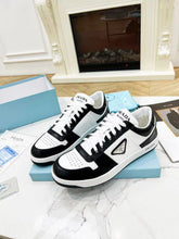 Carregar imagem no visualizador da galeria, Prada Downtown Low Top Sneakers Leather White Black