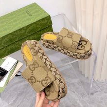 Carregar imagem no visualizador da galeria, Gucci Angelina Platform 55mm Sandal Camel