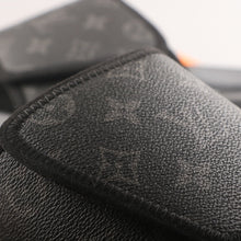 Carregar imagem no visualizador da galeria, Chinelo Slide NBA Black Monogram