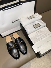 Carregar imagem no visualizador da galeria, Gucci Princetown Slipper Black Leather
