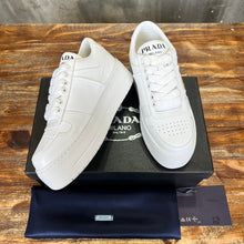 Carregar imagem no visualizador da galeria, Prada Downtown Bold Leather Sneakers White