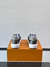 Carregar imagem no visualizador da galeria, Tênis New Louis Vuitton Preto/Prata