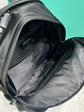 Carregar imagem no visualizador da galeria, Prada Backpack Saffiano Black