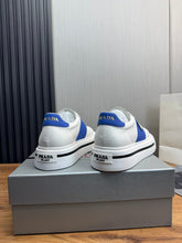 Carregar imagem no visualizador da galeria, Prada Downtown blue