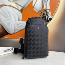 Carregar imagem no visualizador da galeria, Mochila Montblanc