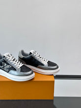 Carregar imagem no visualizador da galeria, Tênis New Louis Vuitton Preto/Prata