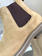 Carregar imagem no visualizador da galeria, Bota Brunello Cucinelli Suede Chelsea