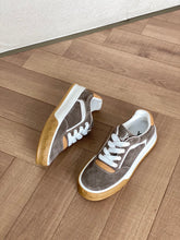 Carregar imagem no visualizador da galeria, Tênis New 3 Louis Vuitton Marrom