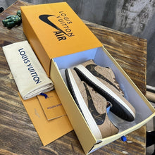 Carregar imagem no visualizador da galeria, Air Jordan X Louis Vuitton