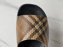 Cargar imagen en el visor de la galería, Sandalias pala Burberry Archive Beige