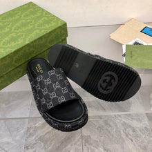 Carregar imagem no visualizador da galeria, Gucci Angelina Platform 55 mm Sandal Black Jacquard Denim