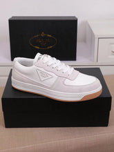 Carregar imagem no visualizador da galeria, Prada Leather Sneakers