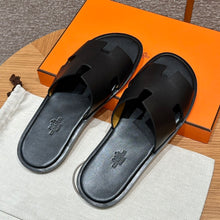 Carregar imagem no visualizador da galeria, Sandália "Izmir" hermes black