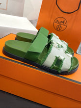 Carregar imagem no visualizador da galeria, Hermes Chypre Sandal Green