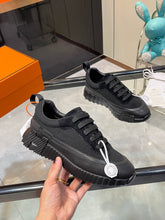 Carregar imagem no visualizador da galeria, Tênis Hermès All Black