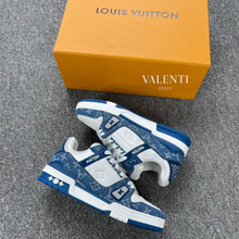 Carregar imagem no visualizador da galeria, Tênis Trainer Louis Vuitton Branco/Azul Jeans