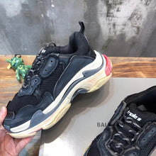 Carregar imagem no visualizador da galeria, BALENCIAGA TRIPLE S