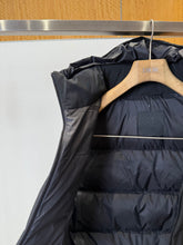 Carregar imagem no visualizador da galeria, Colete Moncler All Black