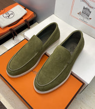 Cargar imagen en el visor de la galería, Mocasín Low OLIVE Herm