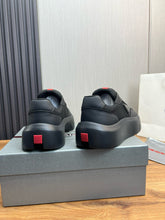 Carregar imagem no visualizador da galeria, Tênis Prada Preto