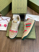 Carregar imagem no visualizador da galeria, Gucci Screener Butter Leather