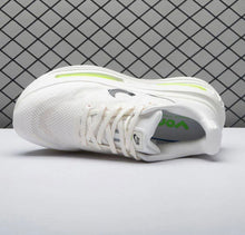 Cargar imagen en el visor de la galería, Nike Vomero Premium - Blanco/Verde