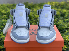 Carregar imagem no visualizador da galeria, Jordan 1 Retro High Dior