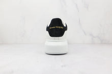 Carregar imagem no visualizador da galeria, Alexander Mcqueen Oversized Ivory Black