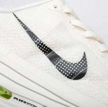 Cargar imagen en el visor de la galería, Nike Vomero Premium - Blanco/Verde