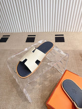 Carregar imagem no visualizador da galeria, Hermes Izmir Sandal Blanc de Paris