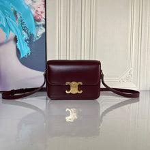 Carregar imagem no visualizador da galeria, BOLSA CLASSIQUE TRIOMPHE CELINE WINE