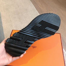 Cargar imagen en el visor de la galería, Hermes Air Mesh Bouncing Negro Ante