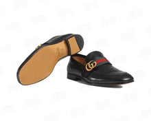 Carregar imagem no visualizador da galeria, Gucci Plain Leather Loafers Black