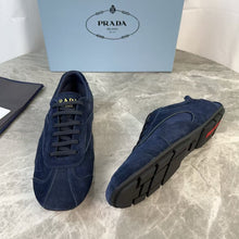 Carregar imagem no visualizador da galeria, Prada Montecarlo Re-Edition Blue 2005