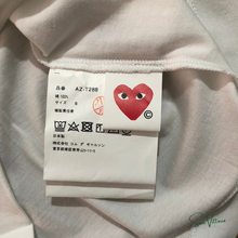 Carregar imagem no visualizador da galeria, Camiseta "Family Heart" CDG (Open Box)