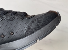 Carregar imagem no visualizador da galeria, Tênis New Louis Vuitton ALL BLACK