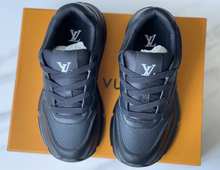 Carregar imagem no visualizador da galeria, Tênis New Louis Vuitton ALL BLACK