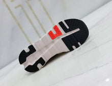 Carregar imagem no visualizador da galeria, On Cloudrunner 2 White