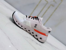 Carregar imagem no visualizador da galeria, On Cloudrunner 2 White