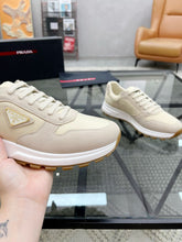 Carregar imagem no visualizador da galeria, PRADA Prax Re-nylon White