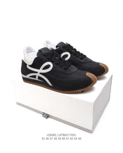 Carregar imagem no visualizador da galeria, Loewe Flow Runner Black