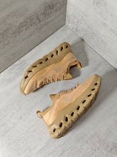 Carregar imagem no visualizador da galeria, LOEWE x On Cloudtilt Dark Sand