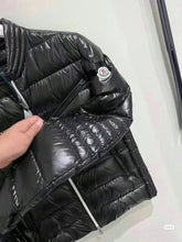 Carregar imagem no visualizador da galeria, Moncler Berriat Giubbotto