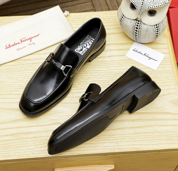 Sapato Ferragamo Classico Preto