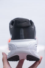 Carregar imagem no visualizador da galeria, Nike Vomero Premium
