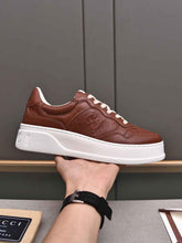 Carregar imagem no visualizador da galeria, Gucci GG Sneaker Brown