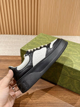 Carregar imagem no visualizador da galeria, Gucci GG Sneaker Black White