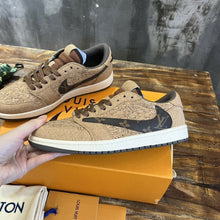 Carregar imagem no visualizador da galeria, Air Jordan X Louis Vuitton