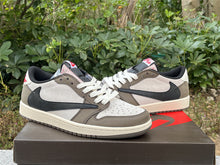 Carregar imagem no visualizador da galeria, Air Jordan 1 Low Travis Scott OG Sp DM7866-717