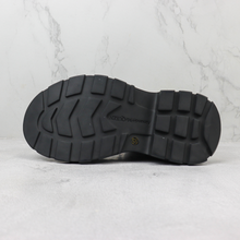 Carregar imagem no visualizador da galeria, Alexander McQueen Ankle boot Tread Slick com zíper